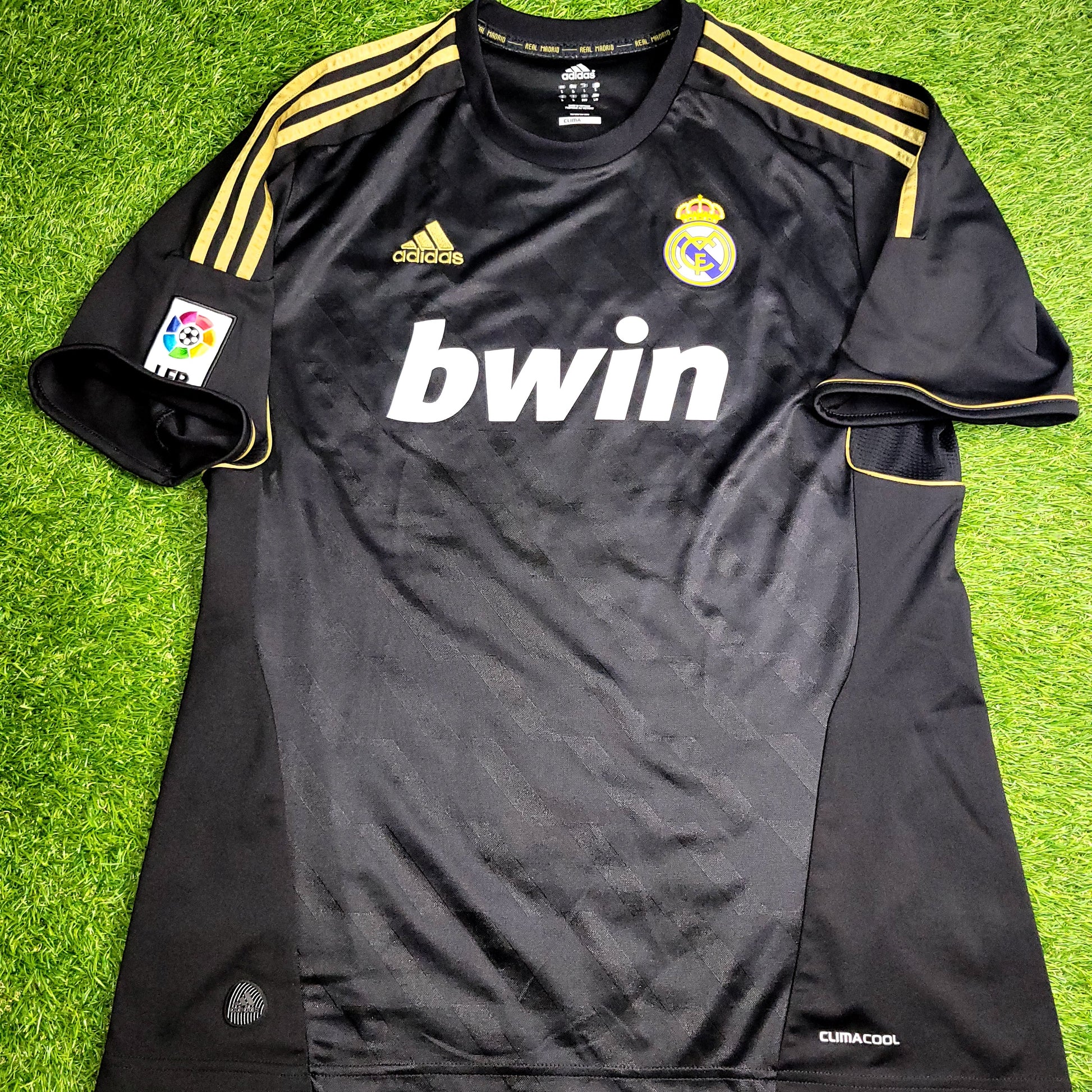 Cristiano Ronaldo Real Madrid 2011 2012 Away Soccer Jersey Shirt L SKU# V13642 - ForeverSoccerJerseys