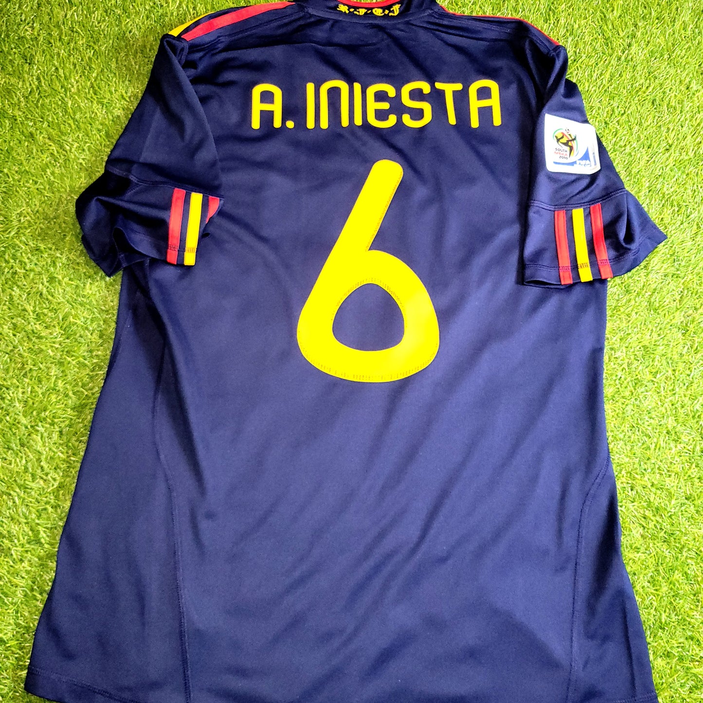 Iniesta Spain 2010 WORLD CUP FINAL Soccer Away Jersey L SKU# P47896