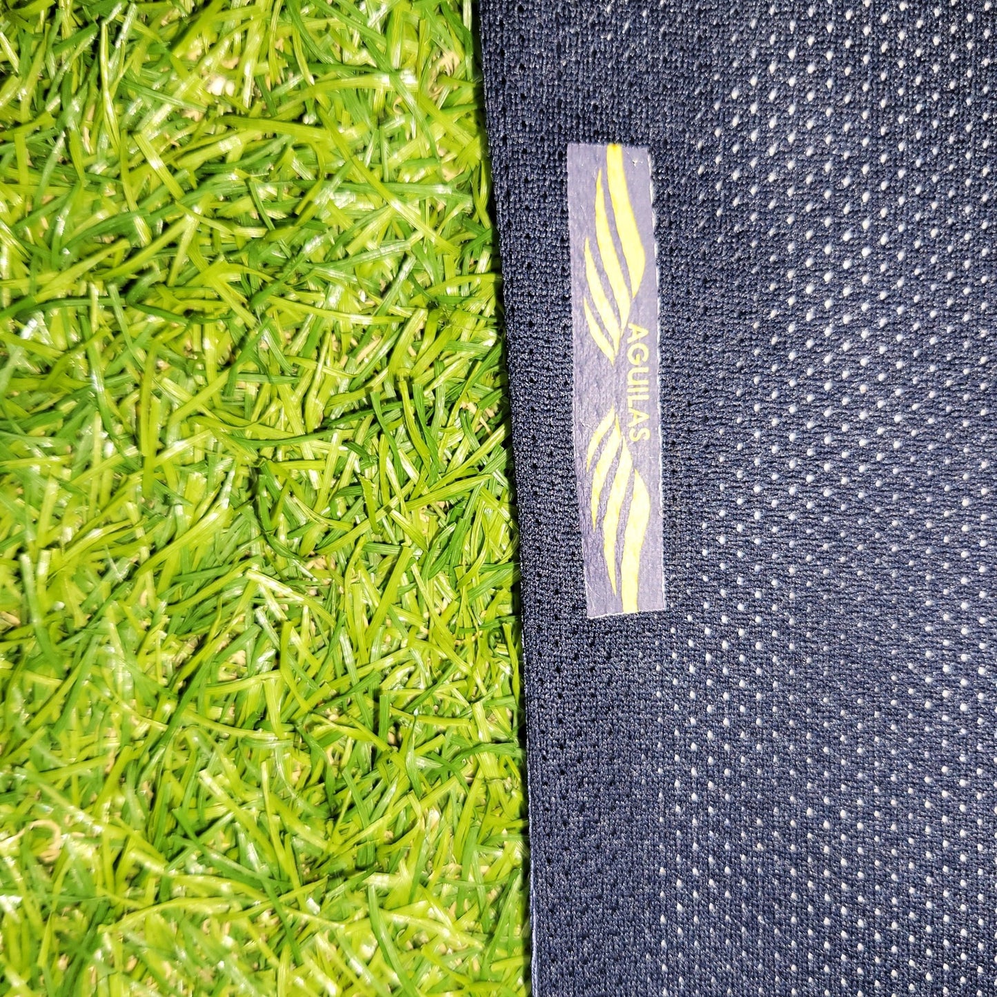 Cabanas America Aguilas 2009 - 2010 Away Soccer Jersey L SKU# 365997 - 451 Adidas