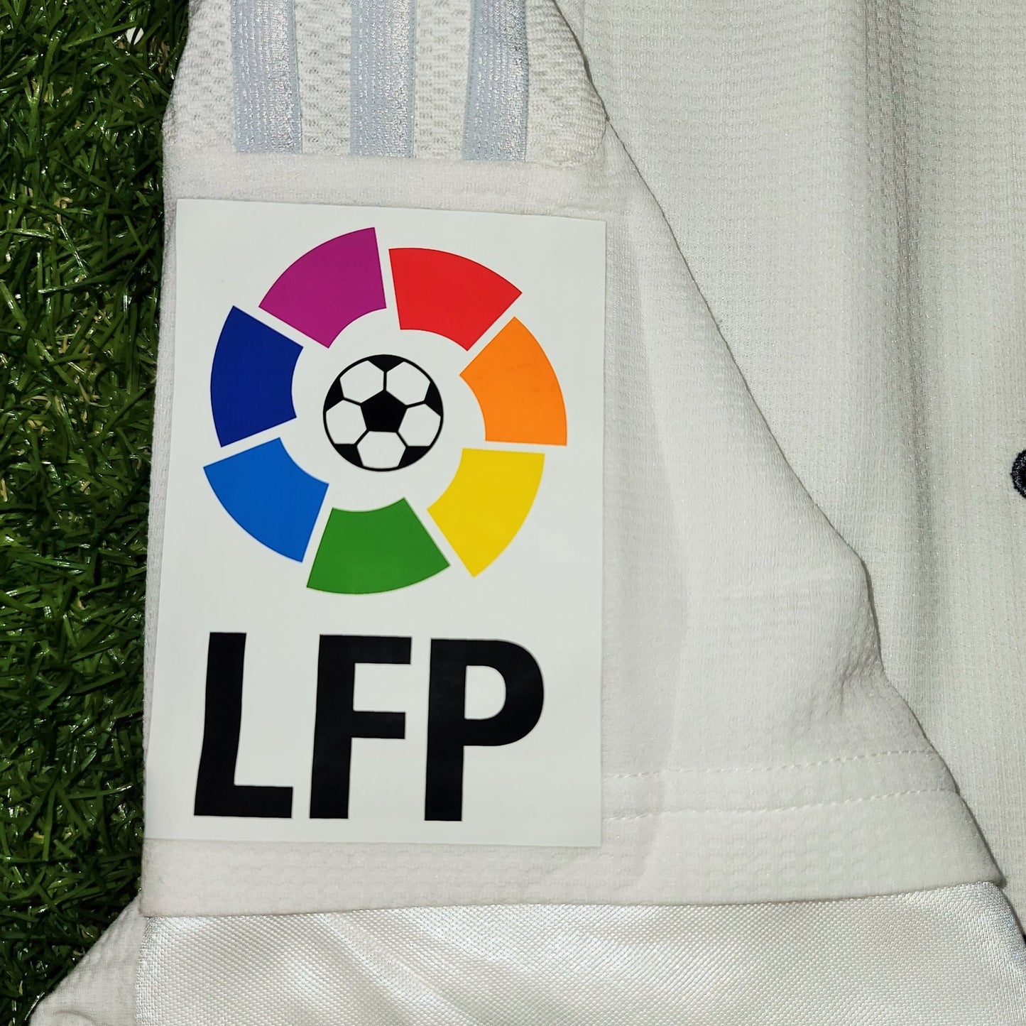 Kroos Real Madrid 2015 2016 Home Jersey Camiseta Shirt Trikot XL SKU# AK2494 foreversoccerjerseys