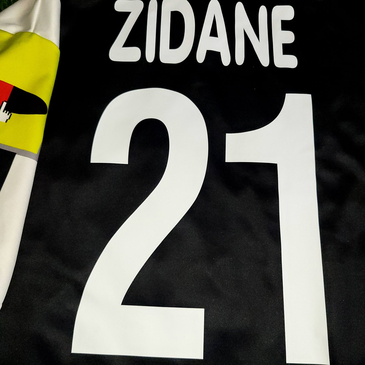 Zidane Juventus 2000 2001 Lotto CIAO WEB Soccer Jersey Shirt XL