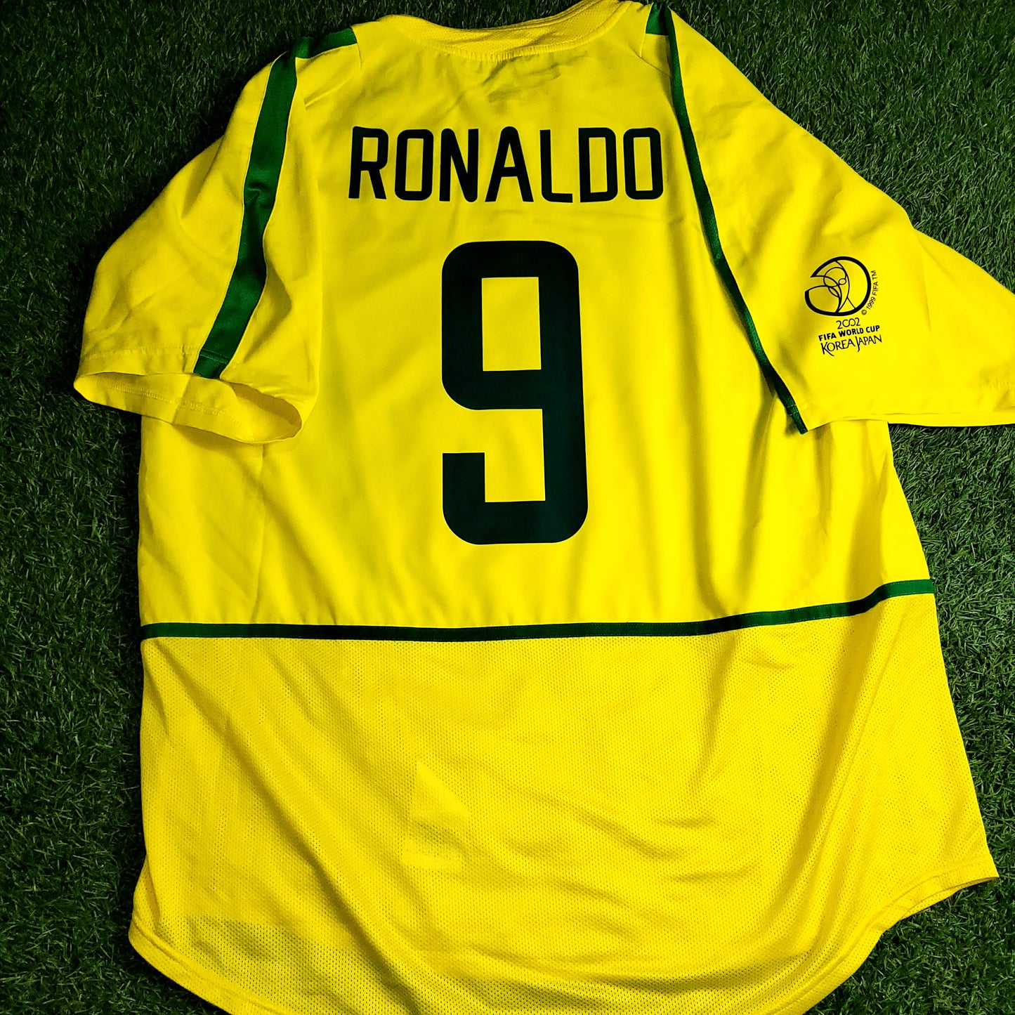 Ronaldo Brazil 2002 WORLD CUP Soccer Home Jersey Shirt XL SKU# 182265 - ForeverSoccerJerseys