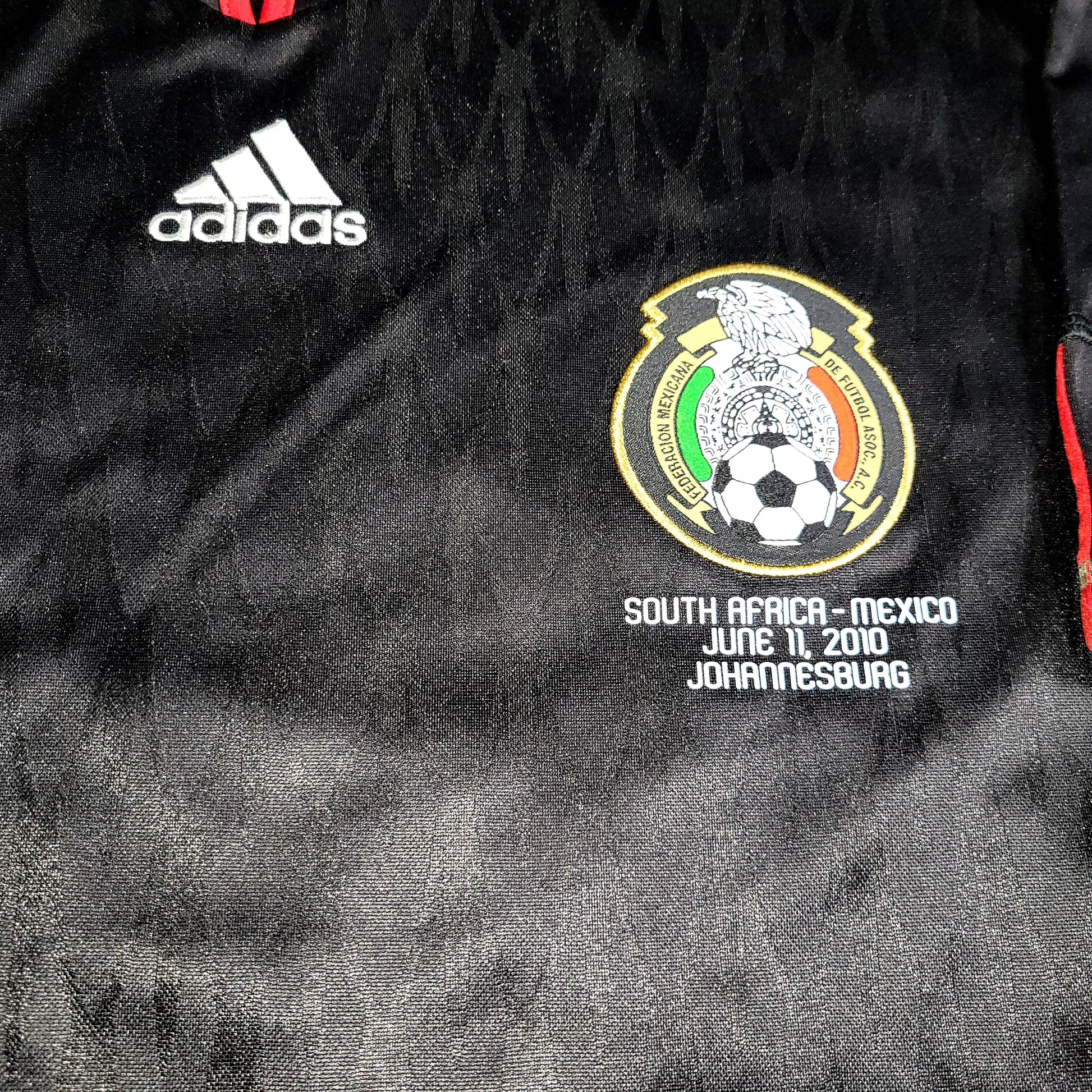 Chicharito Mexico 2010 WORLD CUP Away Black Soccer Jersey Shirt L SKU# P41397 - ForeverSoccerJerseys