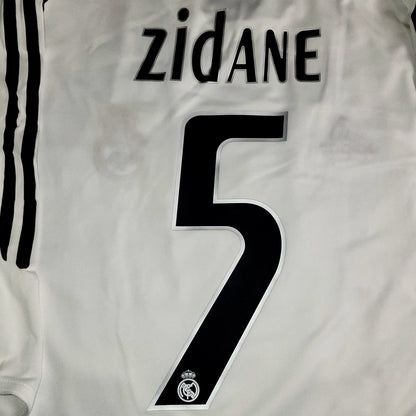 Zidane Real Madrid LAST GAME 2005 2006 Soccer Jersey Shirt XL SKU# 109879 - ForeverSoccerJerseys