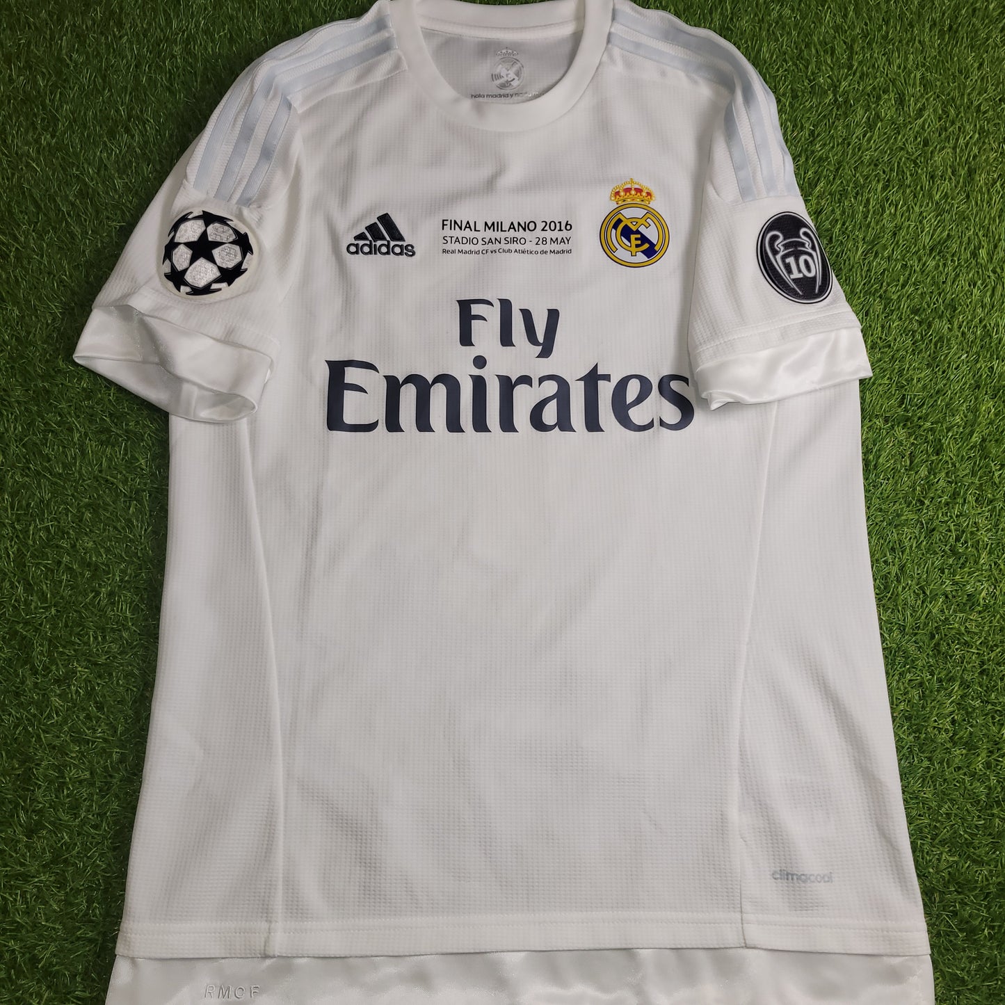 Cristiano Ronaldo Real Madrid 2015 2016 UEFA FINAL Home Soccer Jersey Shirt M SKU# S12614 - ForeverSoccerJerseys