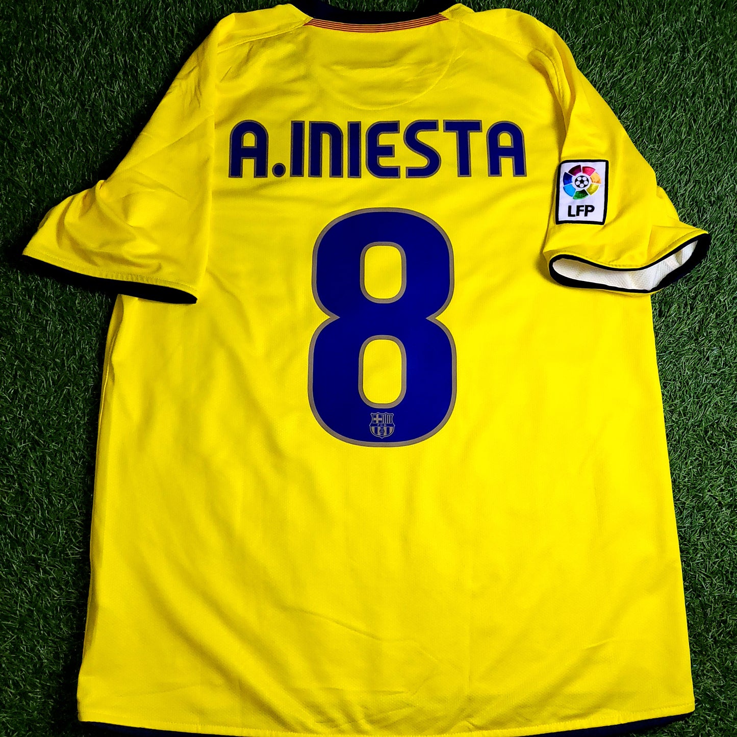 Iniesta Barcelona INIESTAZO TREBLE 2008 2009 Soccer Away Jersey Shirt M SKU# 286787-760