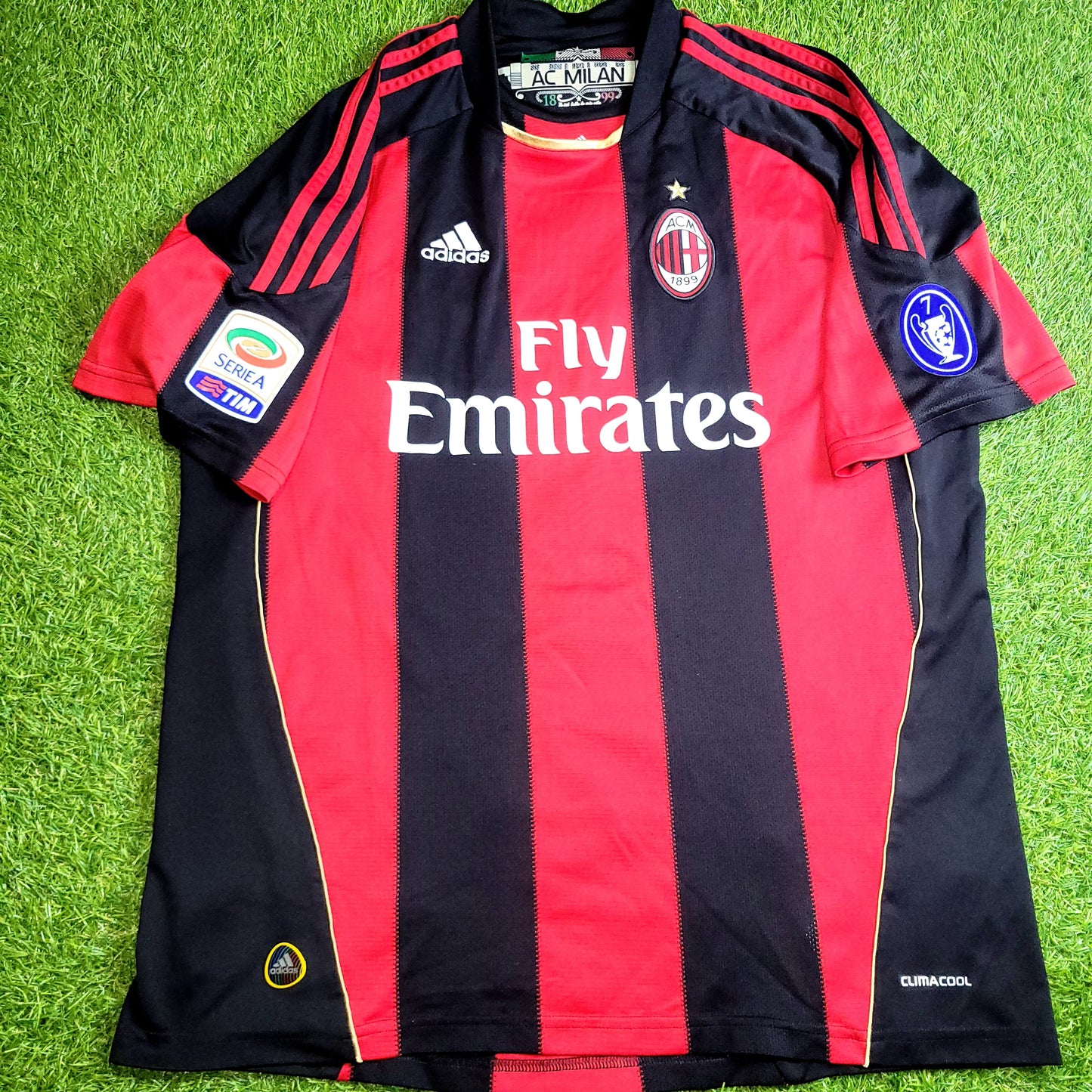 Ronaldinho AC Milan Adidas 2010 2011 Home Soccer Jersey Shirt L SKU# P96288