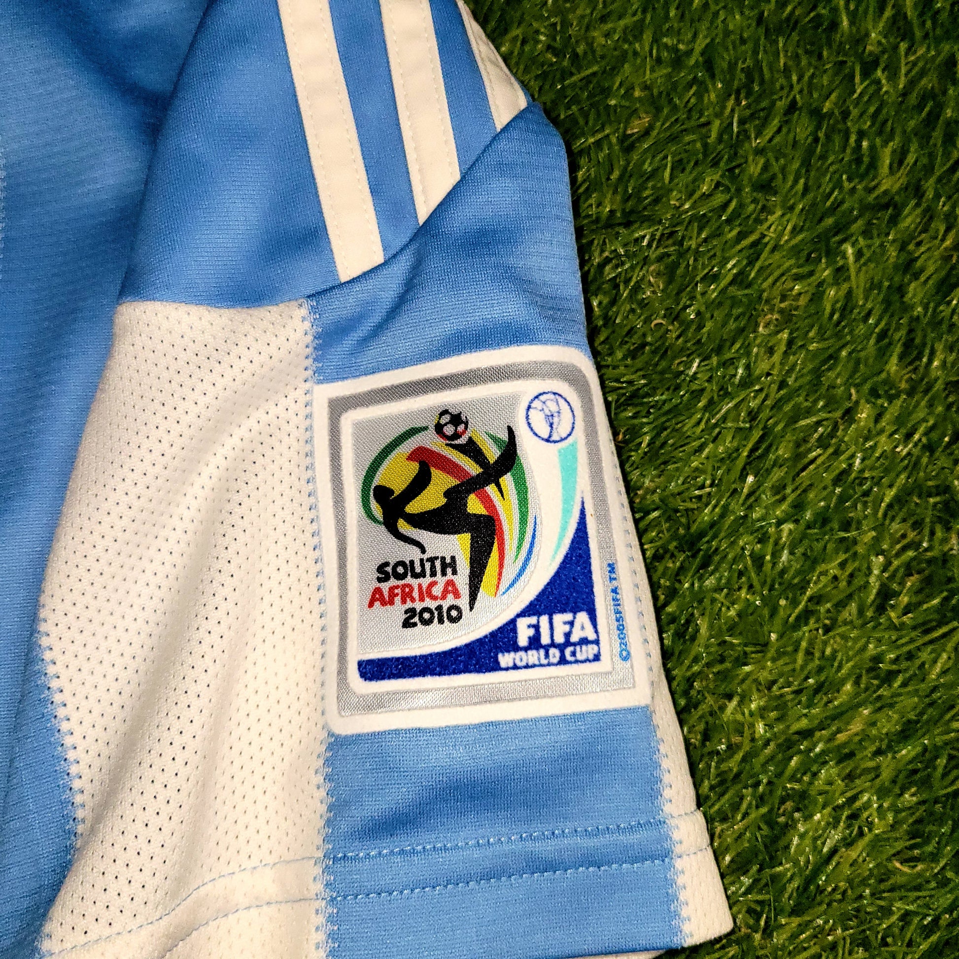 Messi Argentina 2010 WORLD CUP Home Soccer Jersey M SKU# P79919 - ForeverSoccerJerseys