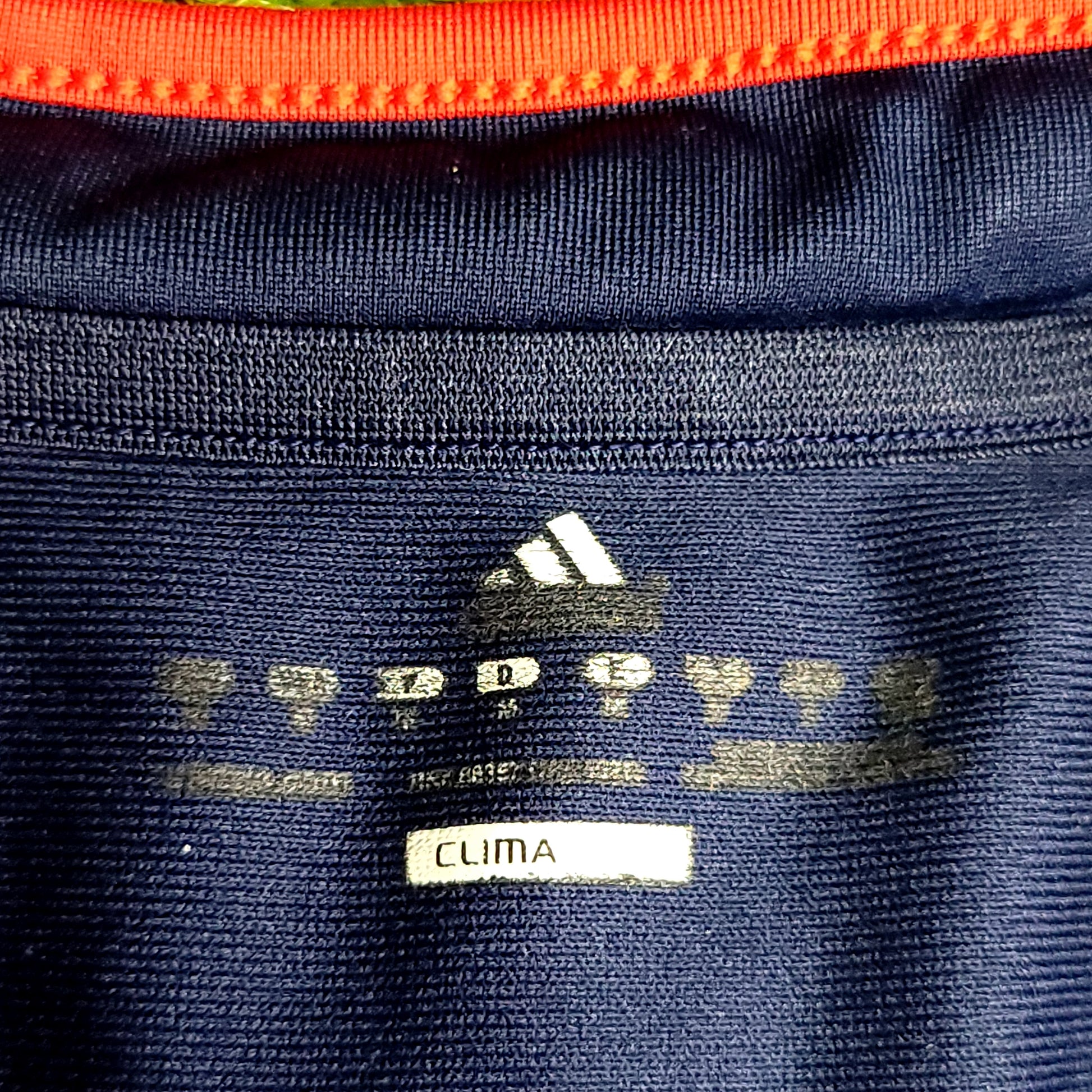 Villa Spain 2010 WORLD CUP FINAL Away Soccer Jersey M SKU# P47896 - ForeverSoccerJerseys