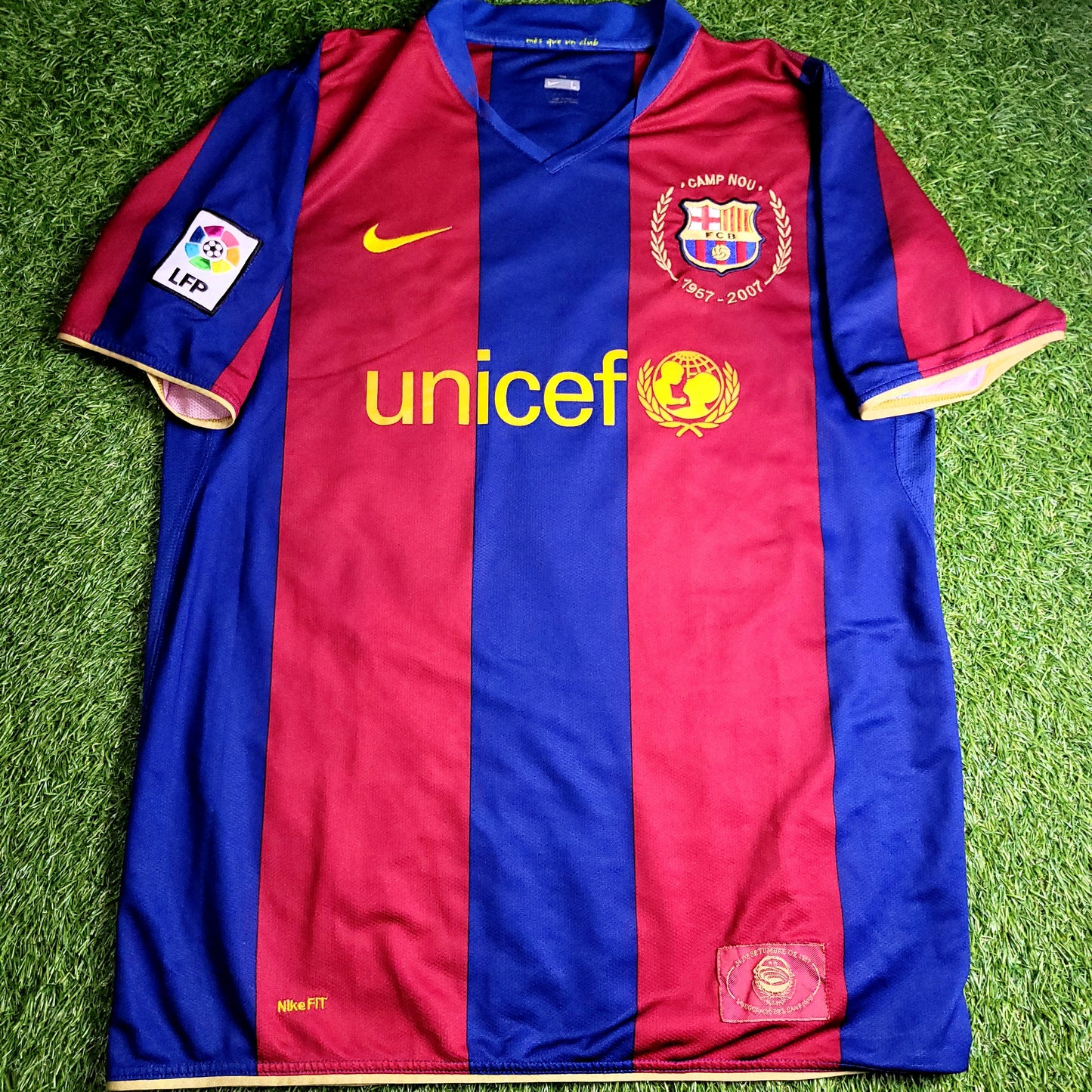 Ronaldinho Barcelona Anniversary 2007 2008 Soccer Jersey L SKU# 237741-655 - ForeverSoccerJerseys