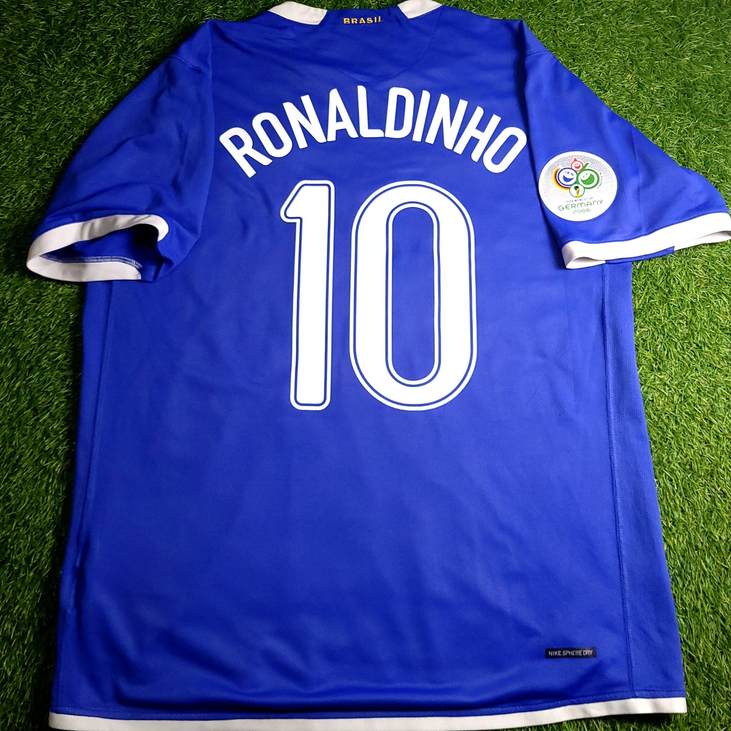 Ronaldinho Brazil 2006 WORLD CUP Away Soccer Jersey XL SKU# 103890 - ForeverSoccerJerseys