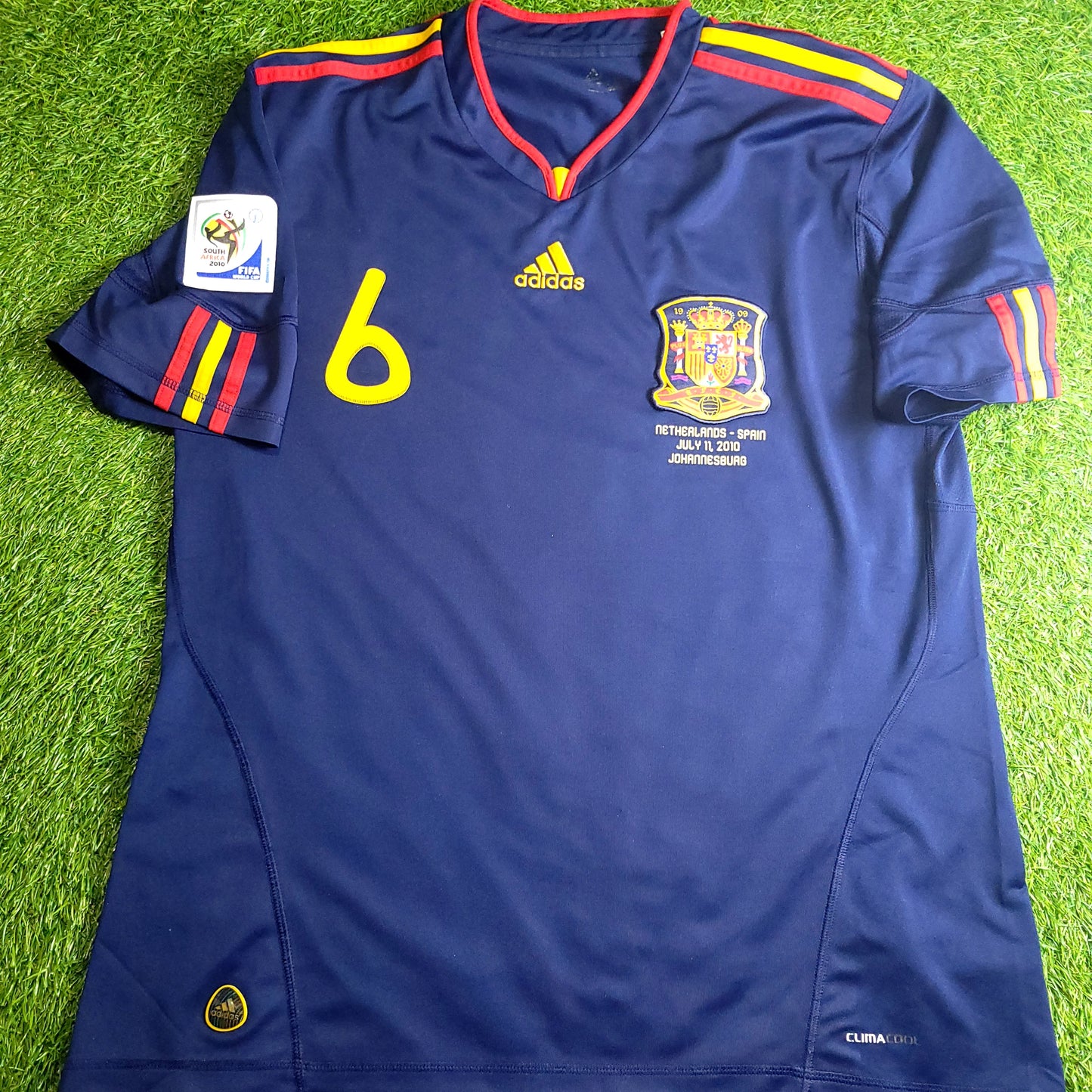 Iniesta Spain 2010 WORLD CUP FINAL Soccer Away Jersey XL SKU# P47896 - ForeverSoccerJerseys