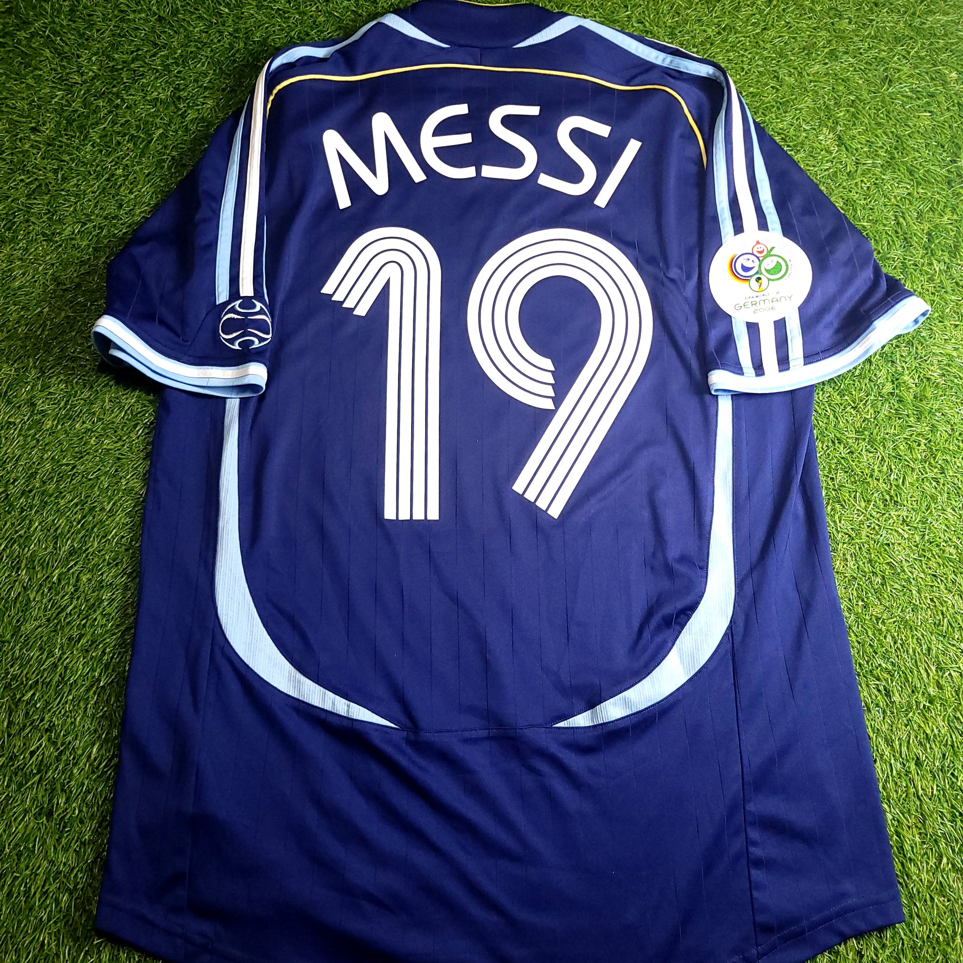 Messi Argentina 2006 WORLD CUP Away Soccer Jersey L SKU# 069519 - ForeverSoccerJerseys