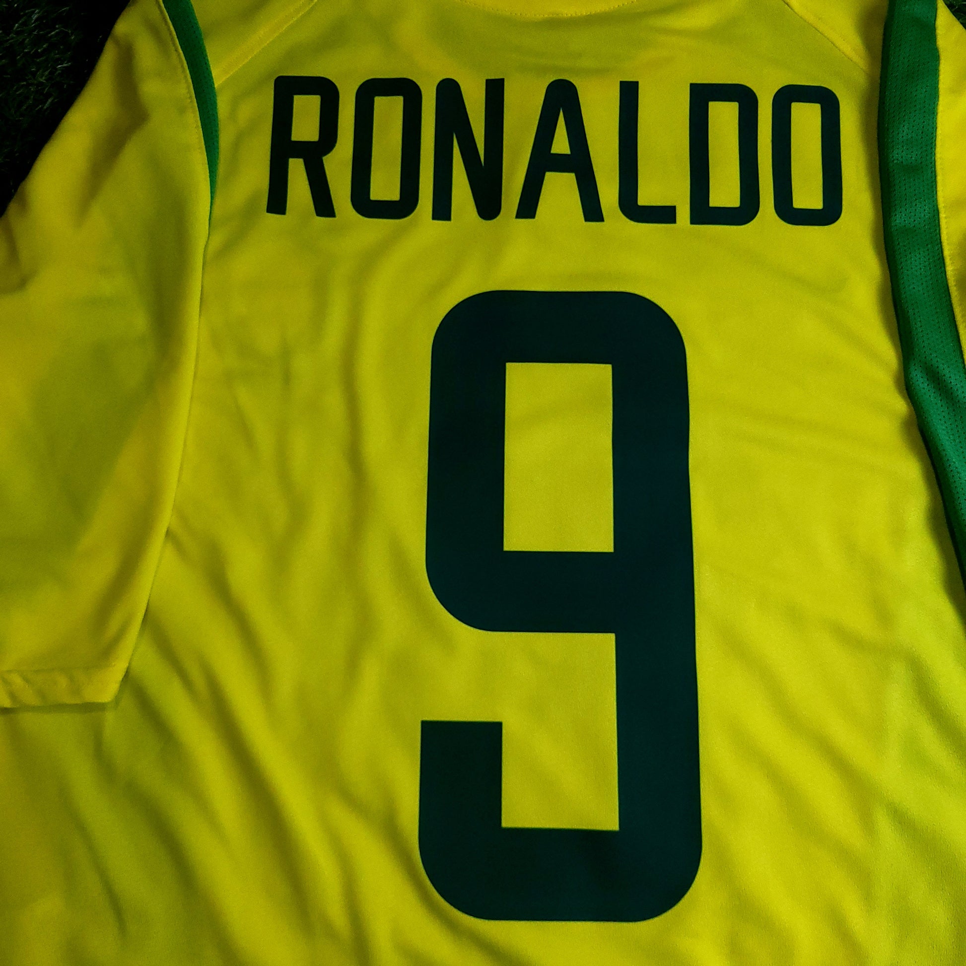 Ronaldo Brazil 2002 WORLD CUP Soccer Jersey M - ForeverSoccerJerseys