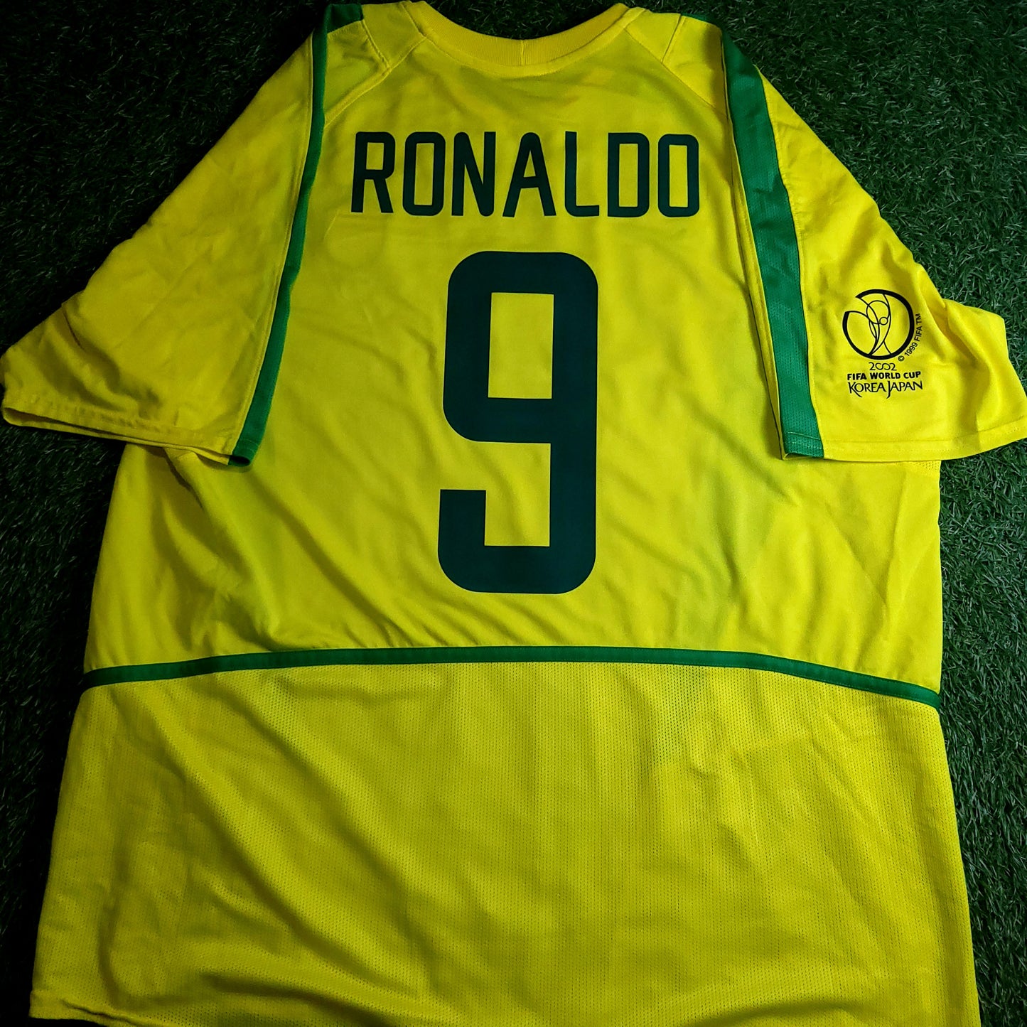 Ronaldo Brazil 2002 WORLD CUP Soccer Jersey L - ForeverSoccerJerseys