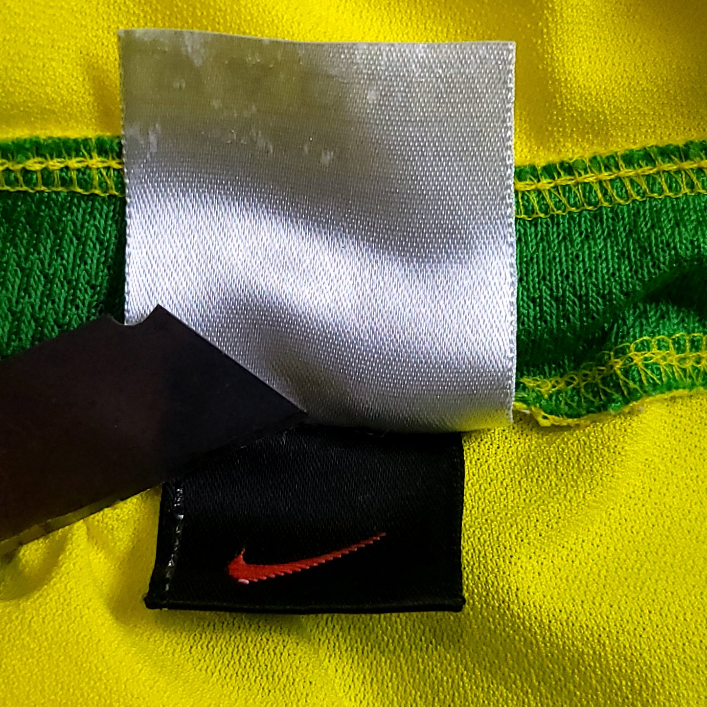 Ronaldo Brazil 2002 WORLD CUP Soccer Jersey L - ForeverSoccerJerseys