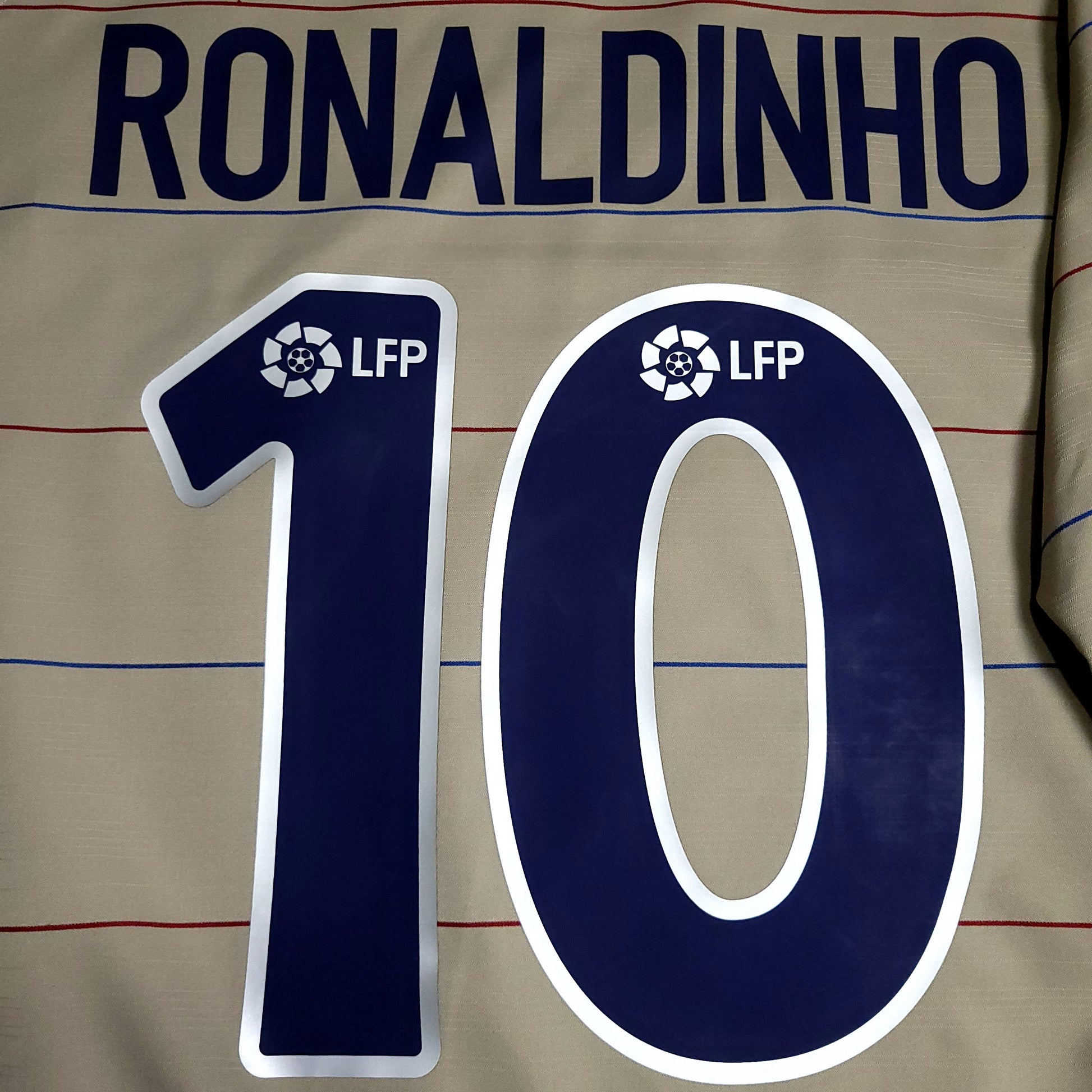 Ronaldinho Barcelona 2003 2004 DEBUT SEASON Away Soccer Jersey Shirt L SKU# 112587 - ForeverSoccerJerseys