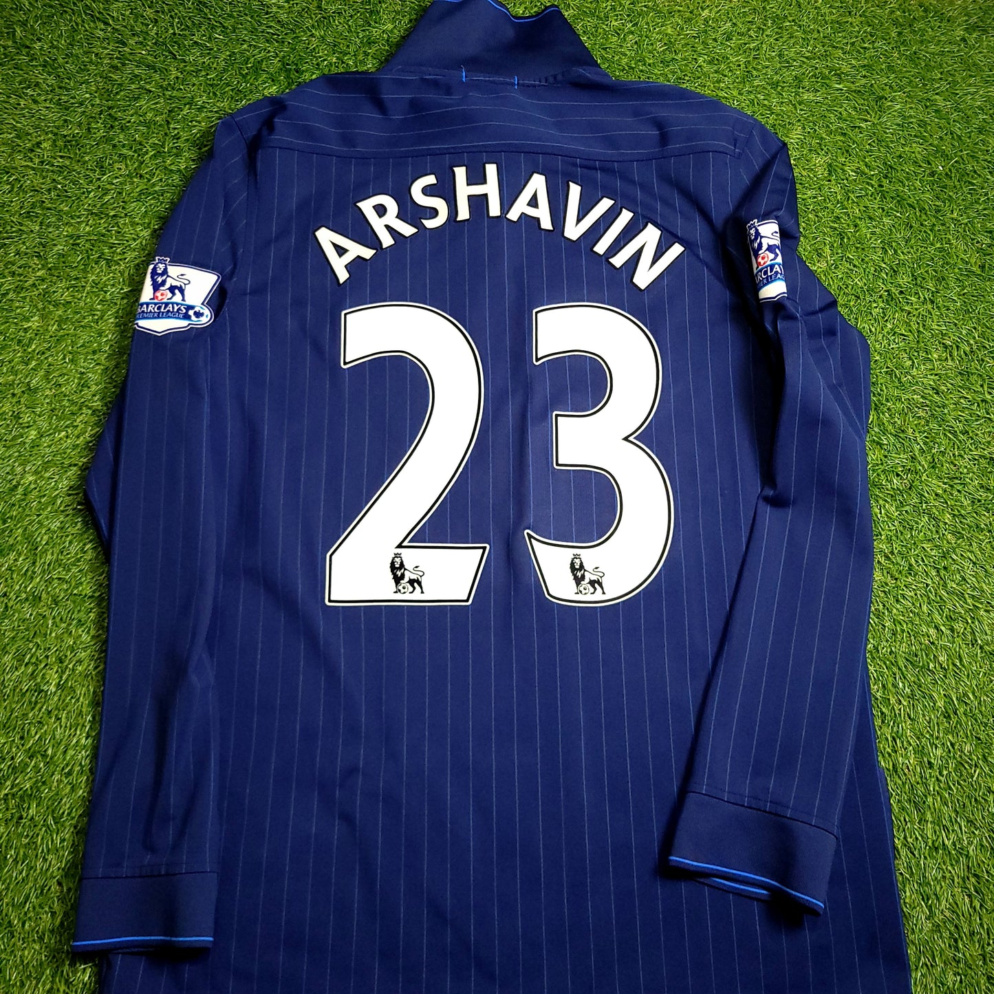 Arshavin Arsenal 2009 2010 Long Sleeve Away Soccer Jersey L SKU# 355059-410 - ForeverSoccerJerseys
