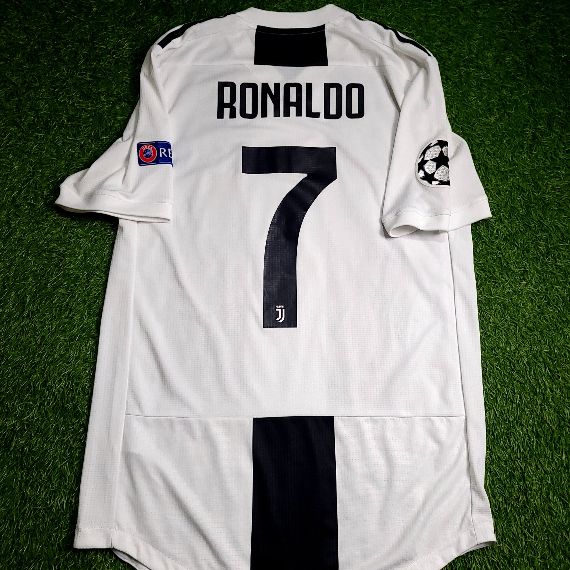 Cristiano Ronaldo Juventus 2018 2019 DEBUT UEFA PLAYER ISSUE Soccer Jersey M SKU# CF3493 - ForeverSoccerJerseys