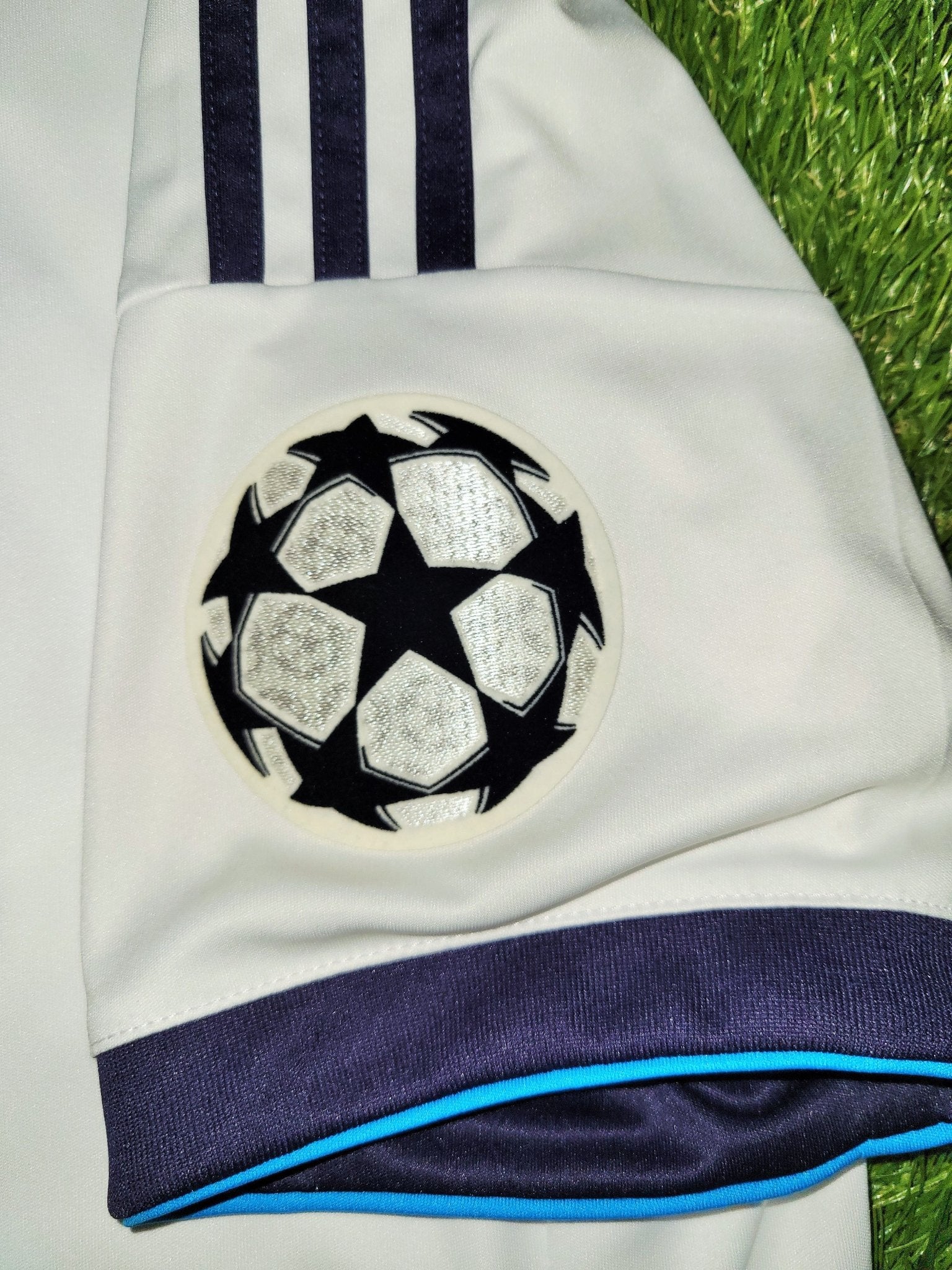 Cristiano Ronaldo Real Madrid 2012 2013 UEFA Soccer Jersey Shirt L SKU# W41768 Adidas