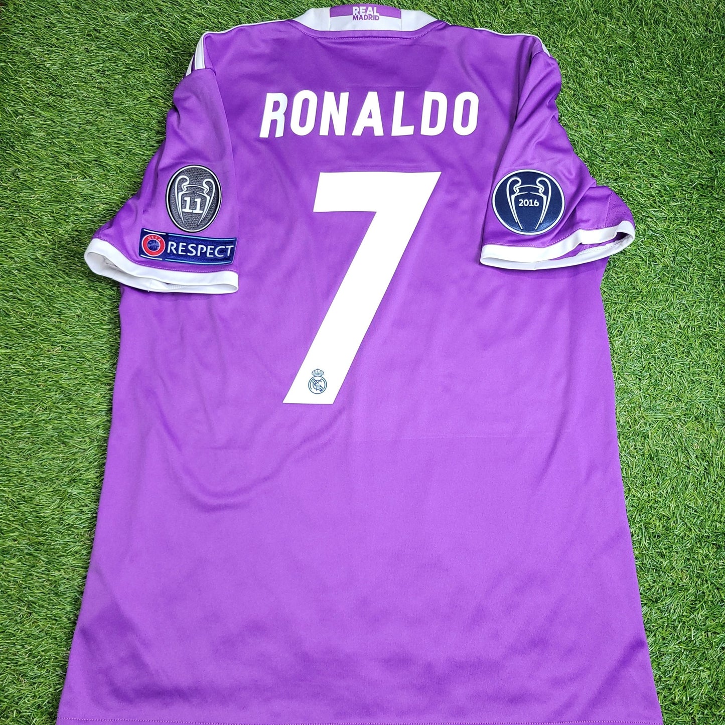 Cristiano Ronaldo Real Madrid 2016 2017 UEFA FINAL Away Soccer Jersey Shirt M SKU AI5158 Adidas