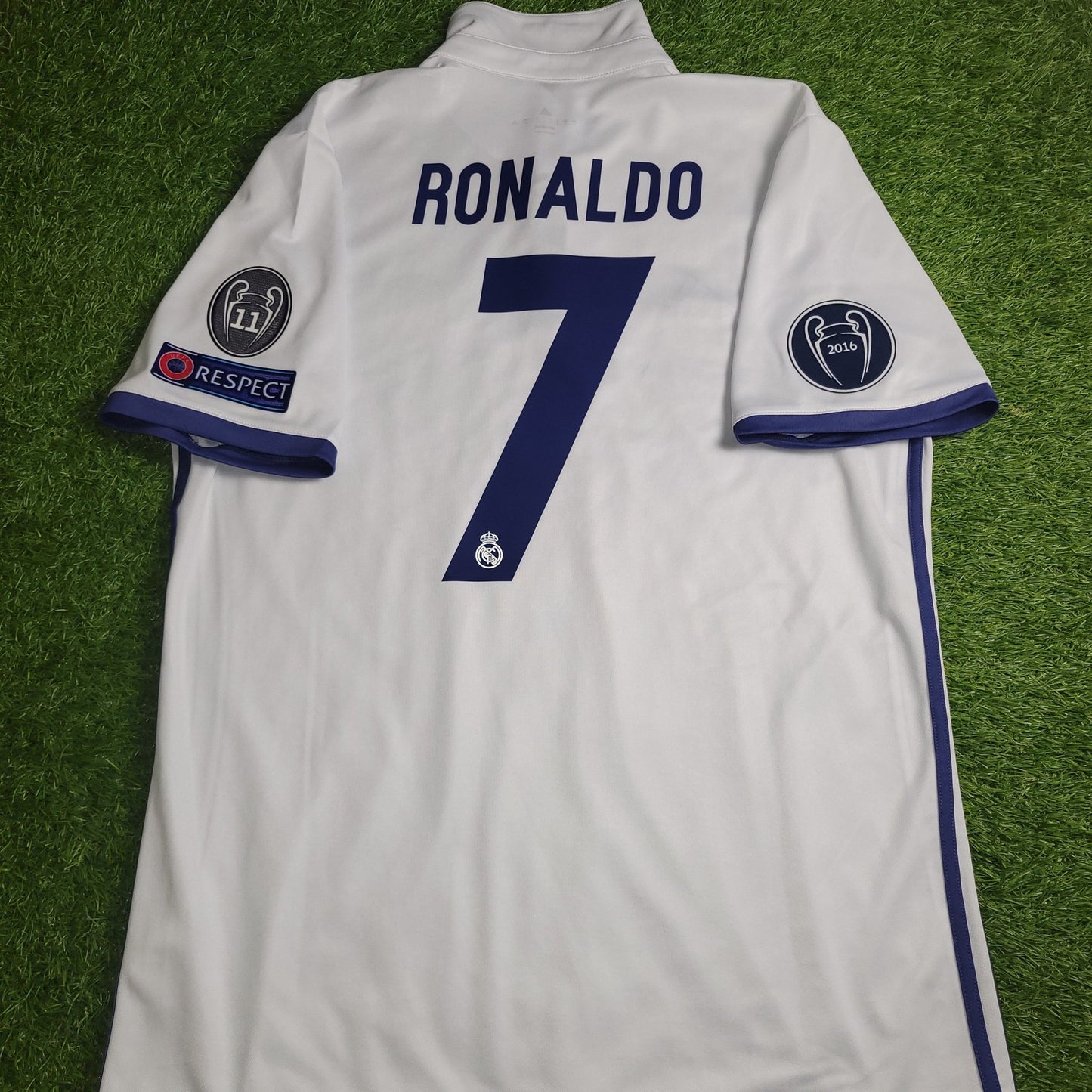 Cristiano Ronaldo Real Madrid 2016 2017 UEFA Home Soccer Jersey Shirt L SKU S94992 Adidas
