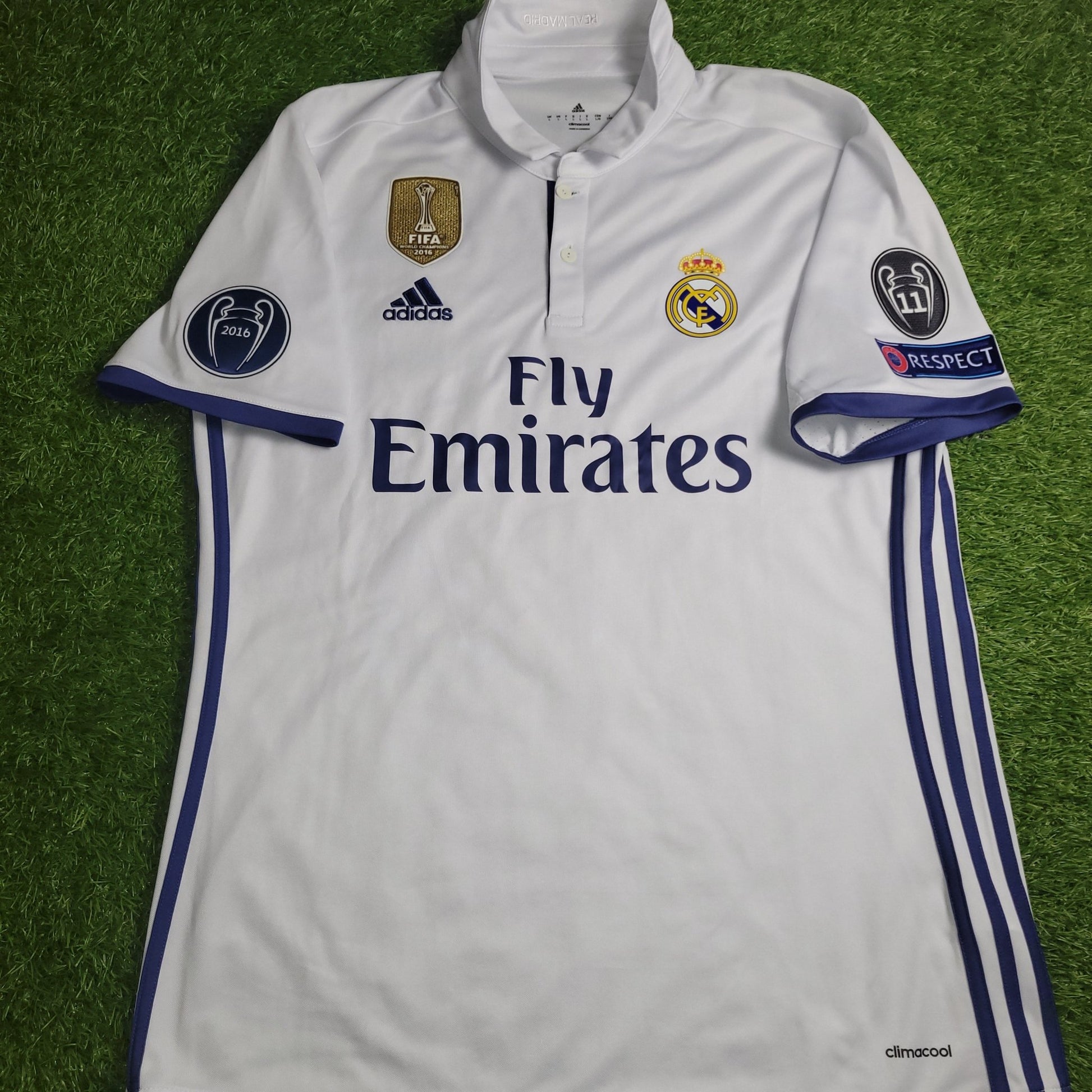 Cristiano Ronaldo Real Madrid 2016 2017 UEFA Home Soccer Jersey Shirt L SKU S94992 Adidas