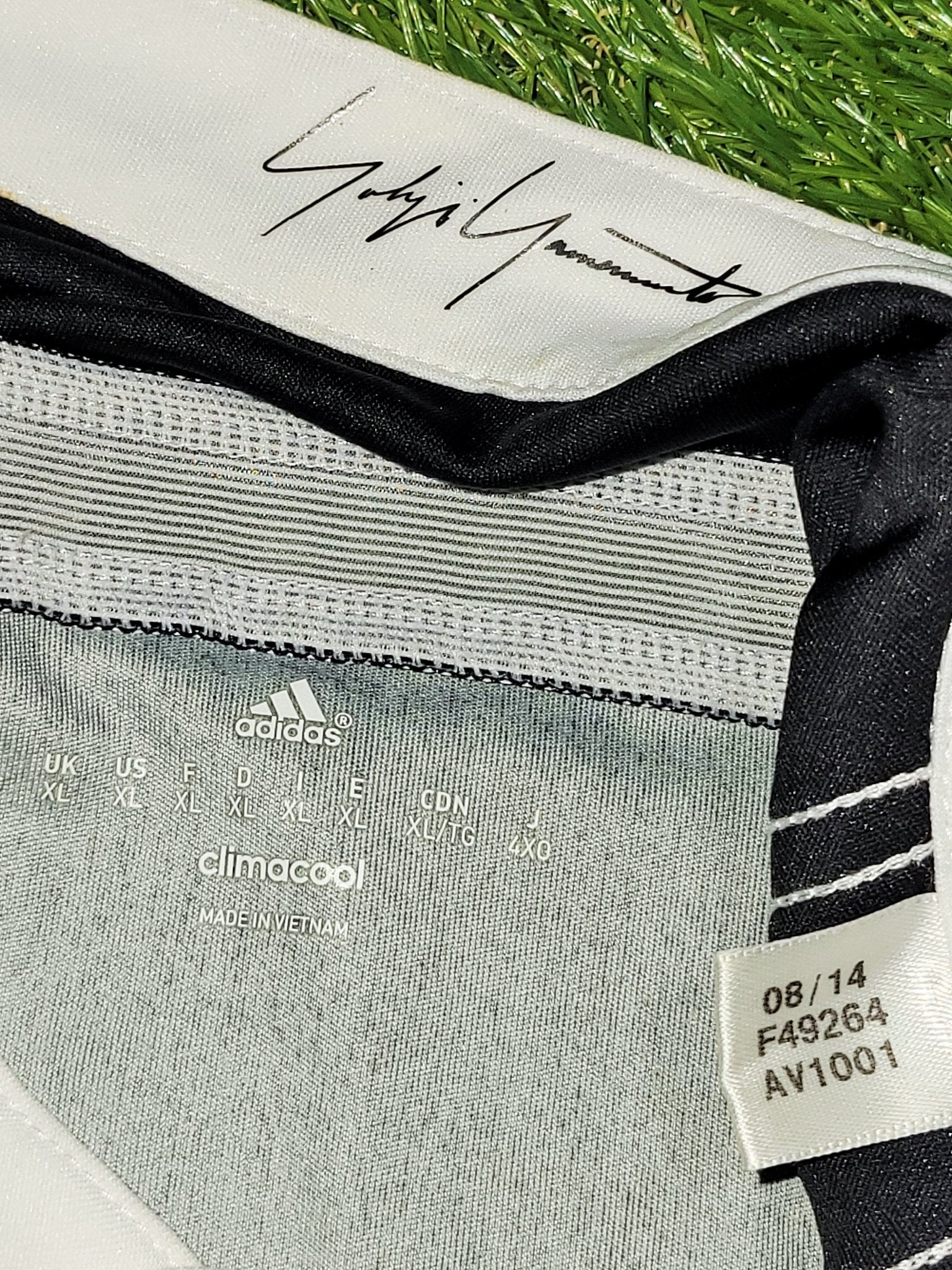 Cristiano Ronaldo Real Madrid 2014 2015 Yamamoto Dragon Y-3 UEFA Third Soccer Jersey Shirt XL SKU# F49264 Adidas