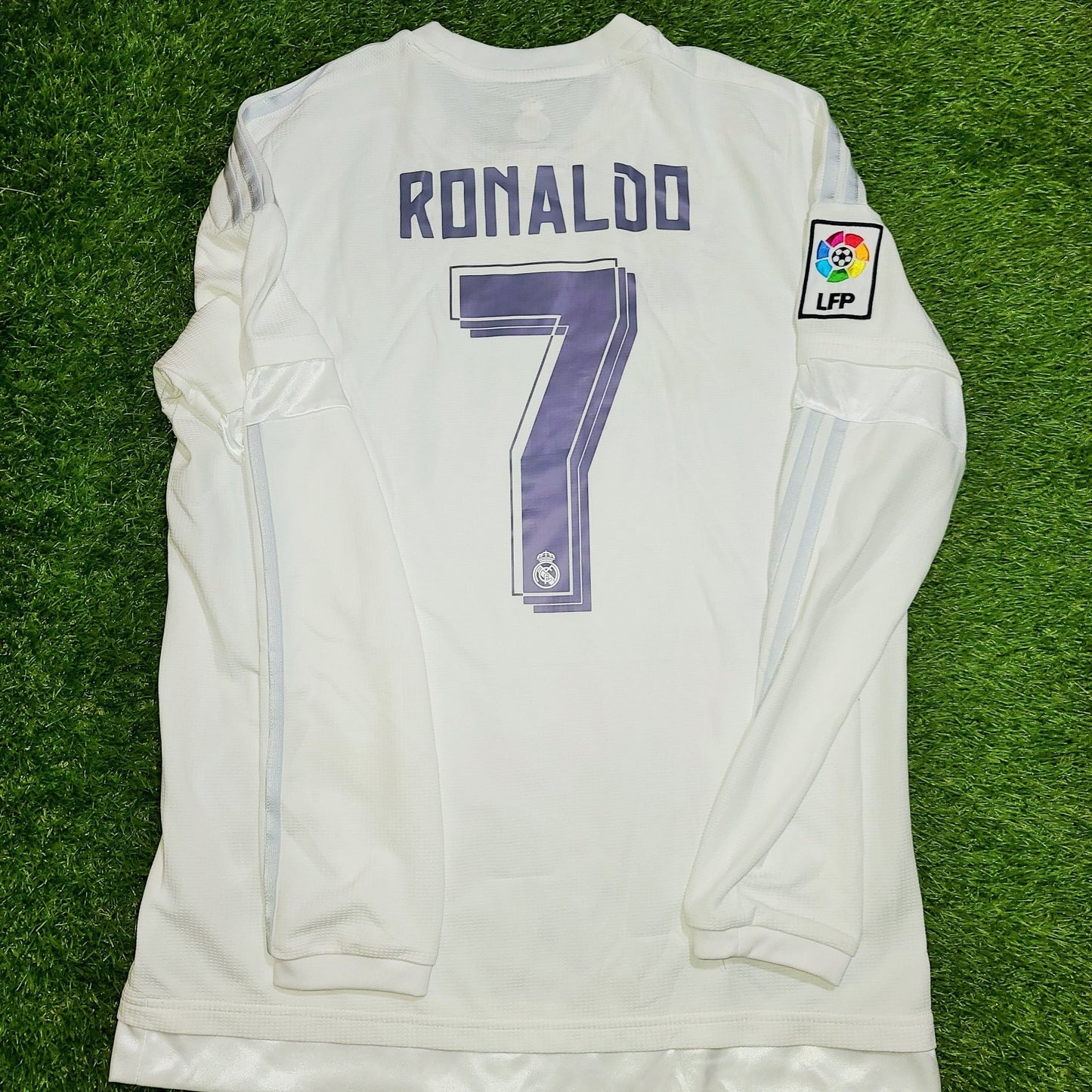 Cristiano Ronaldo Real Madrid 2015 2016 Long Sleeve Jersey Camiseta Shirt Maglia L SKU# S12653 foreversoccerjerseys