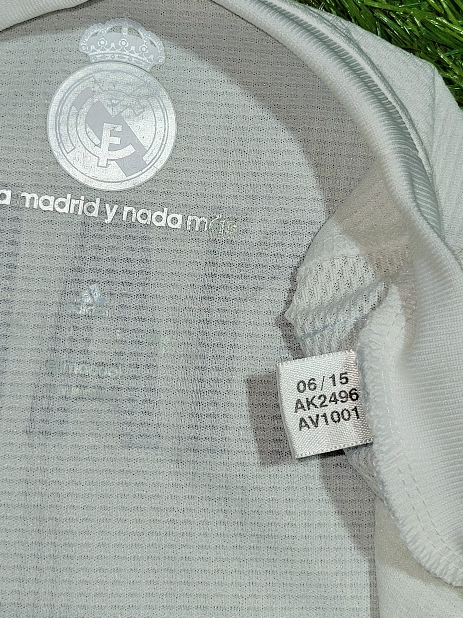 Cristiano Ronaldo Real Madrid 2015 2016 UEFA Home Jersey Camiseta Shirt L SKU# AK2496 foreversoccerjerseys