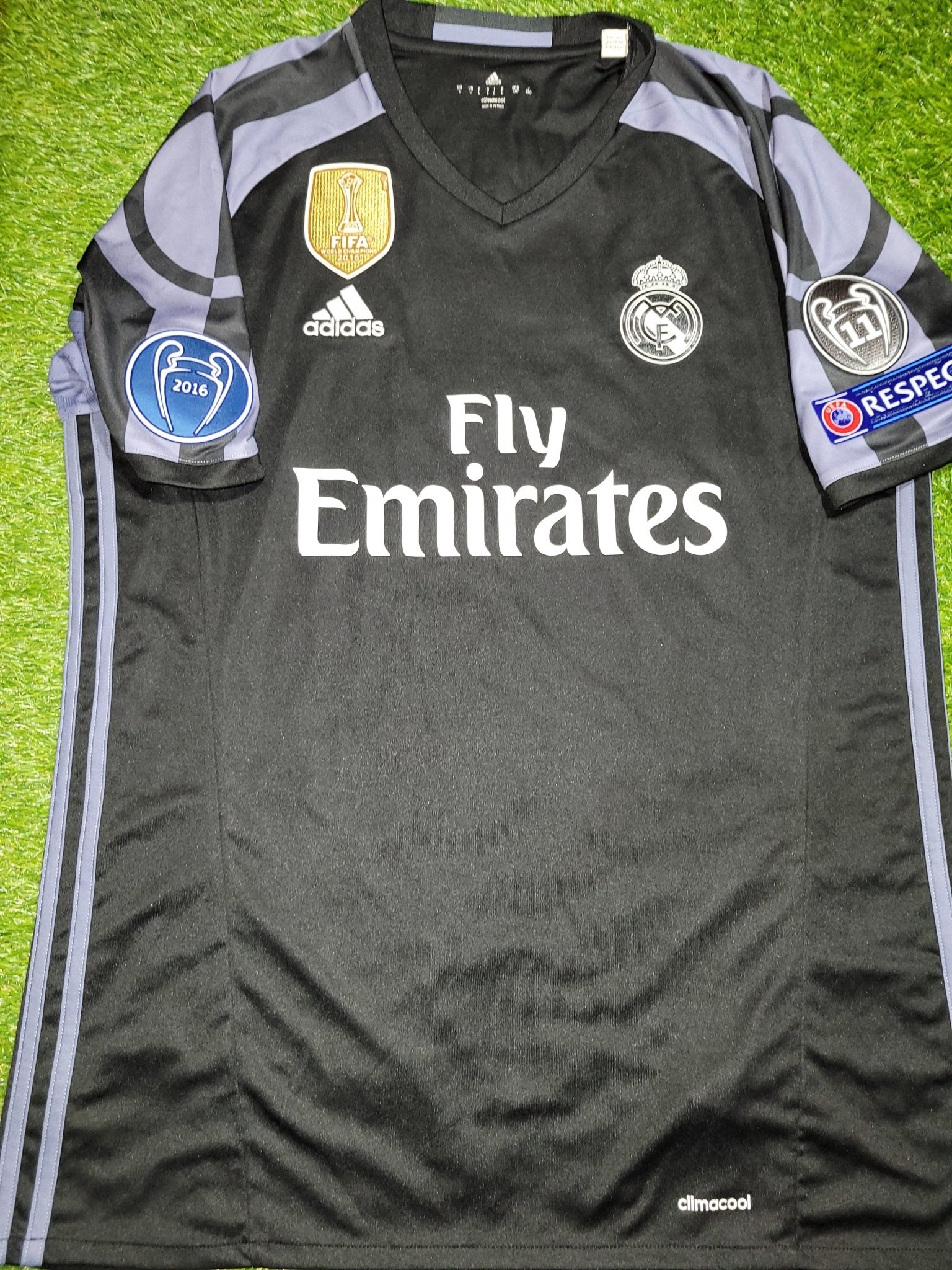 Cristiano Ronaldo Real Madrid 2016 2017 UEFA Third Soccer Jersey Shirt L SKU# AI5139 Adidas