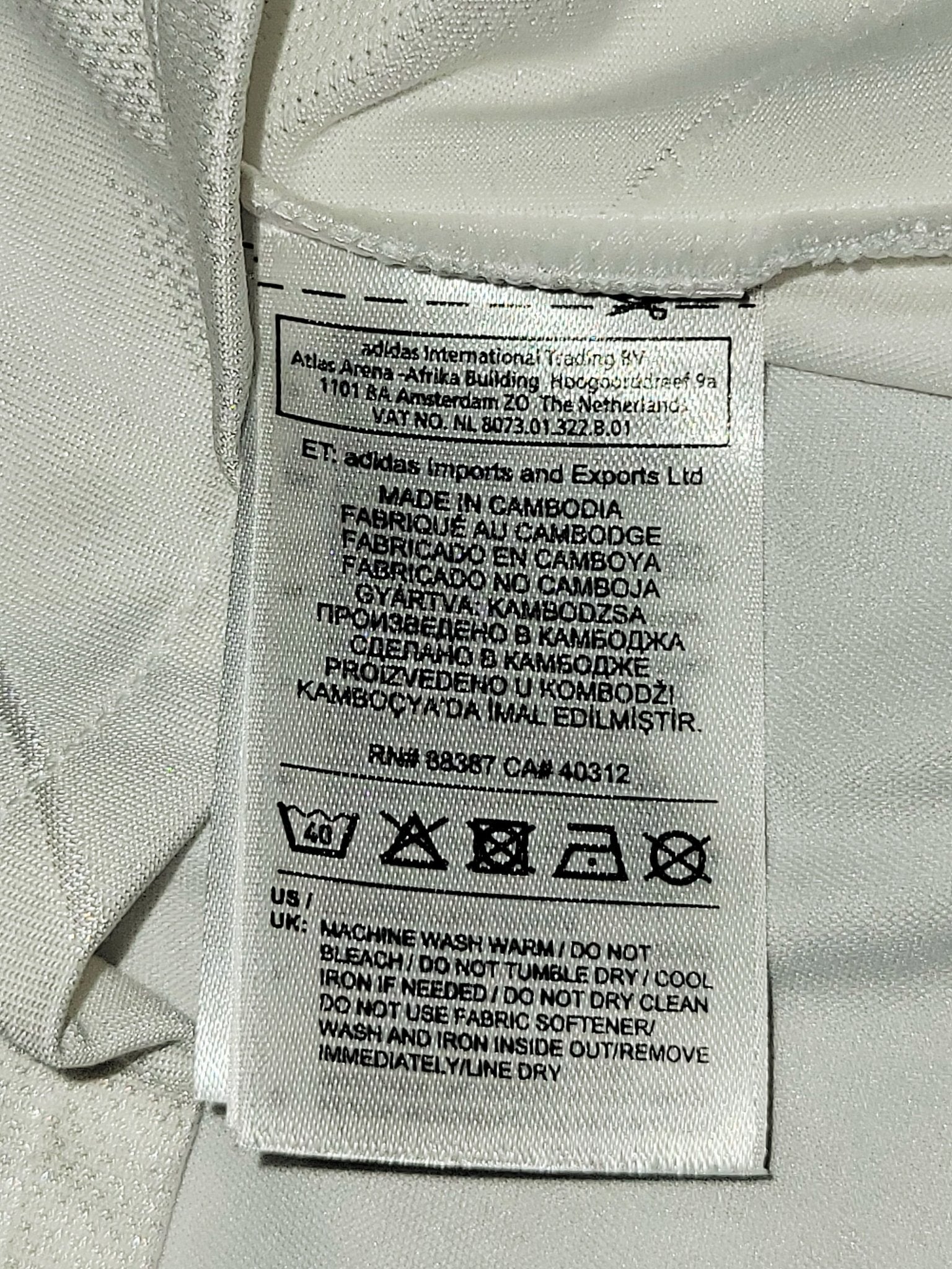 Cristiano Ronaldo Real Madrid 2017 2018 Soccer Jersey Shirt XL SKU# B31109 Adidas