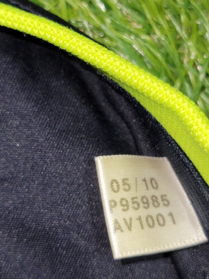 Kaka Real Madrid 2010 2011 Away Soccer Jersey Shirt M SKU# P95985 Adidas